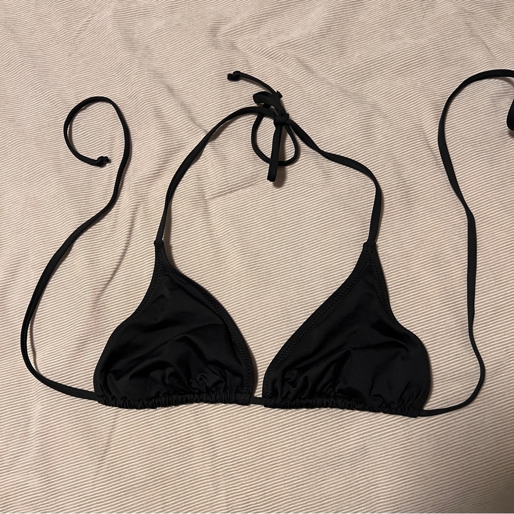 NWOT SKIMS Onyx Triangle String Bikini Top